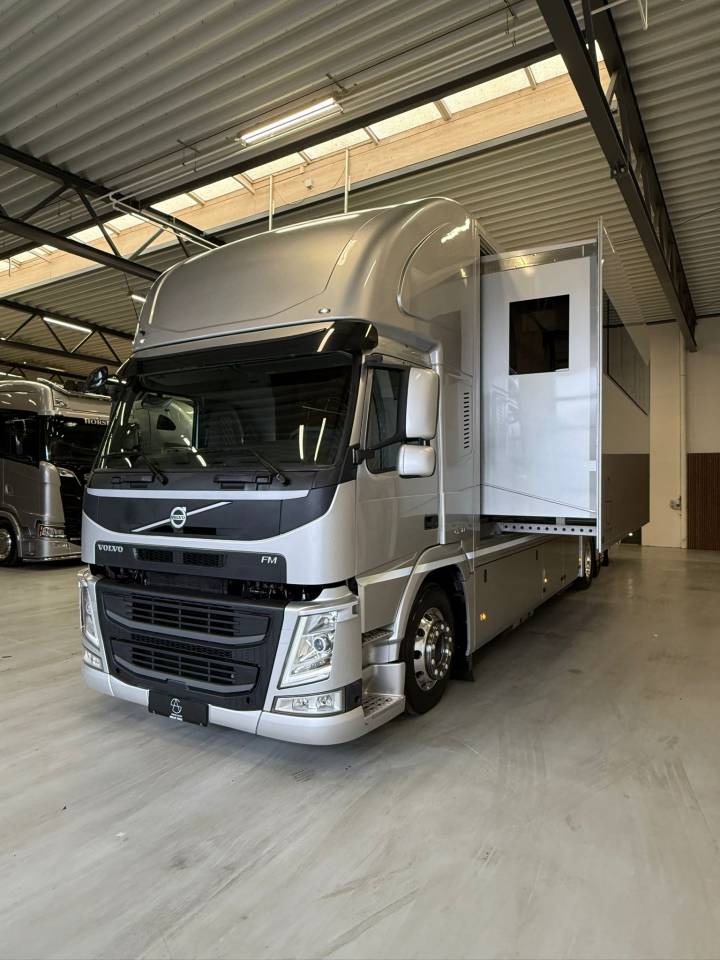 volvo MTM 2015/125000kms/4chev/financement possible
