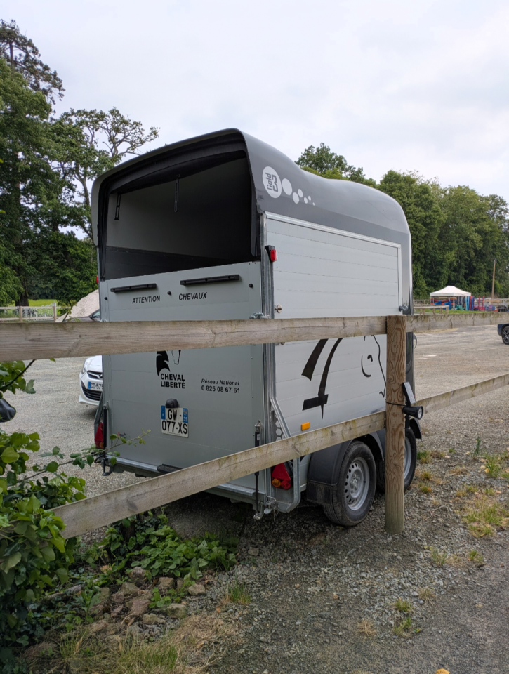 Van 2 places 