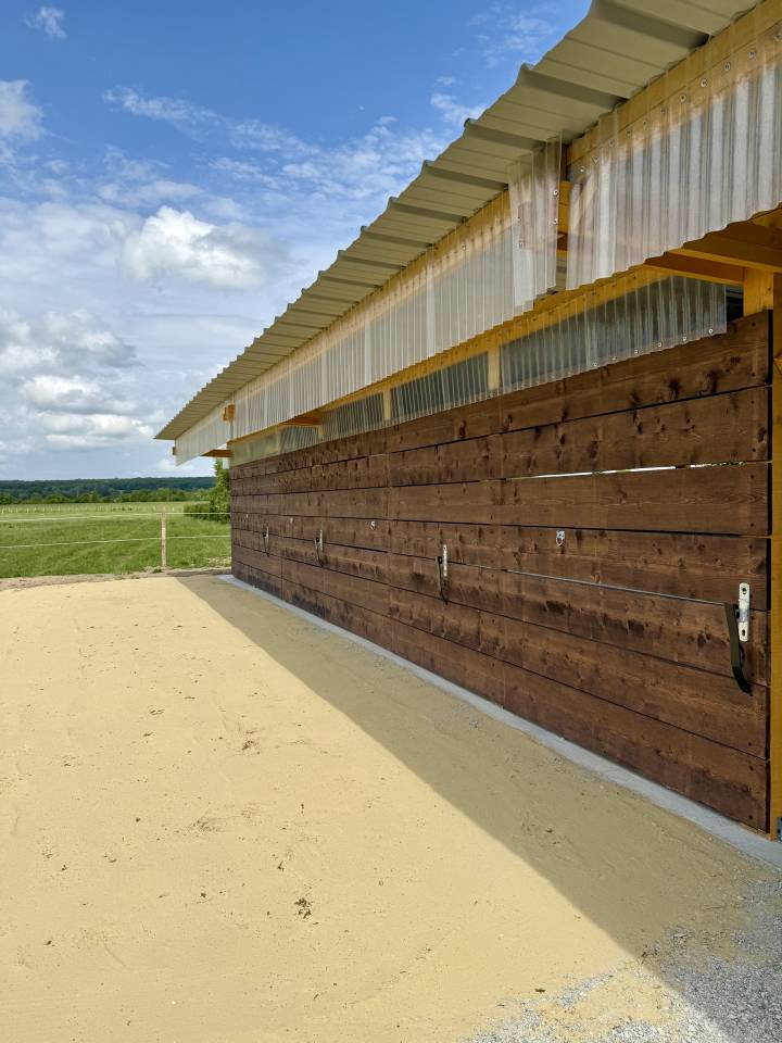 Pension chevaux Les Pr&eacute;s d'Emerald