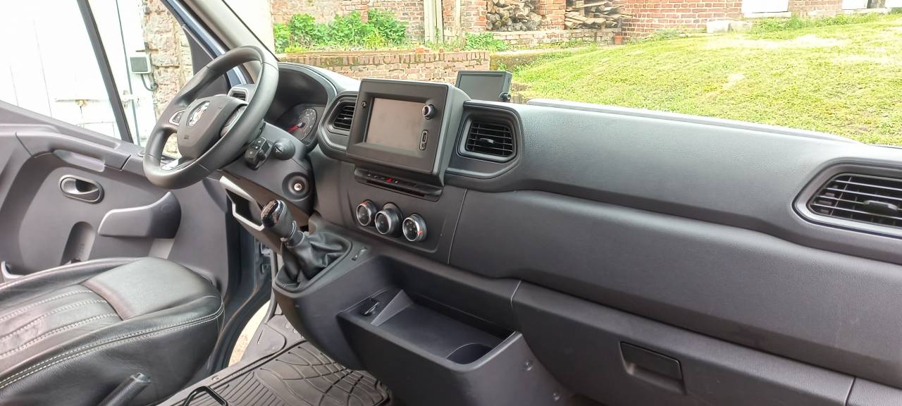Camion VL chevaux STX 5P