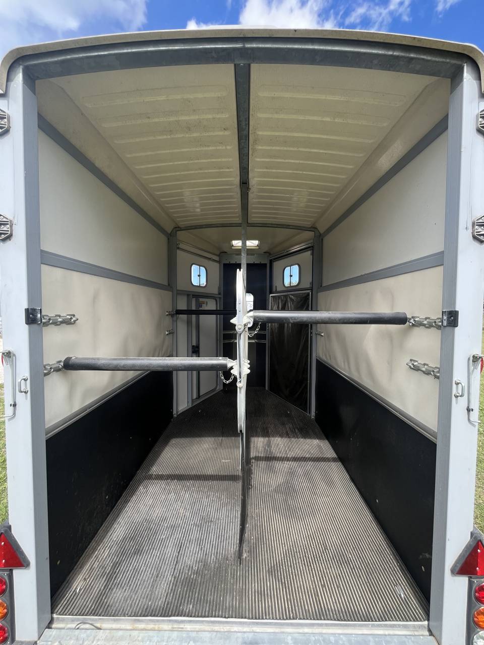 IFOR WILLIAMS HB506