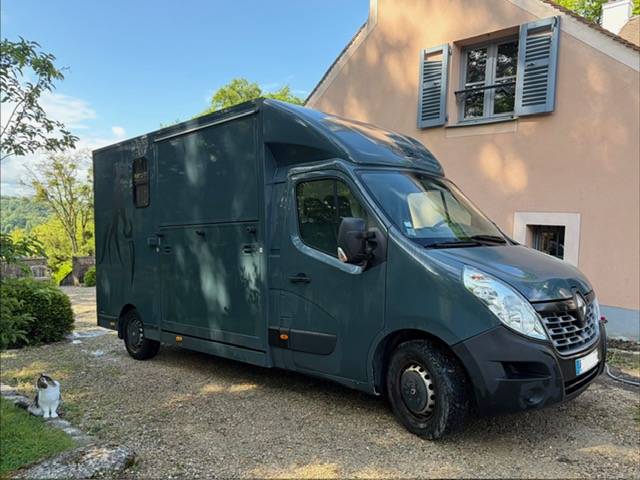 Camion chevaux Renault Master ACR Stalle &ndash; 2018