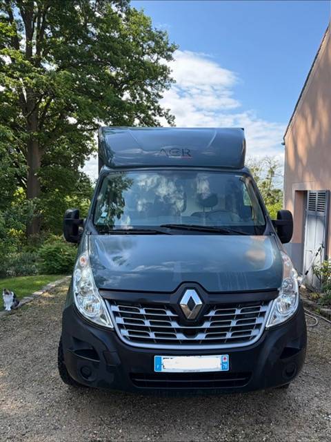Camion chevaux Renault Master ACR Stalle &ndash; 2018