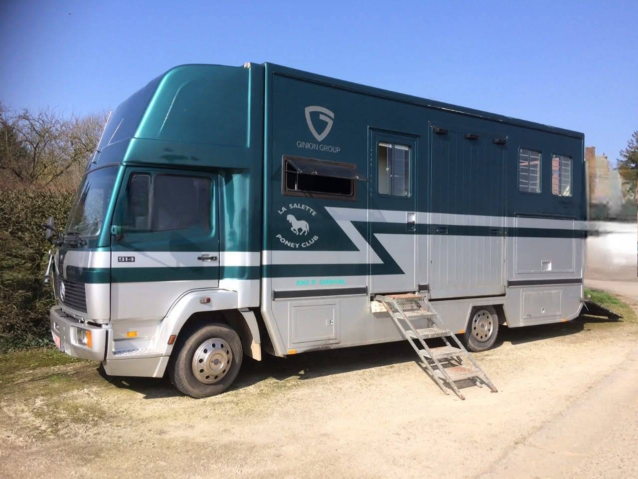 Camion-chevaux & homecar Mercedes 914