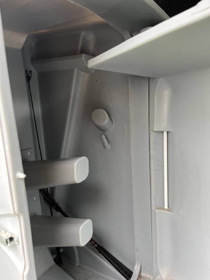 Van 2 places chevaux Ifor Williams HBX506