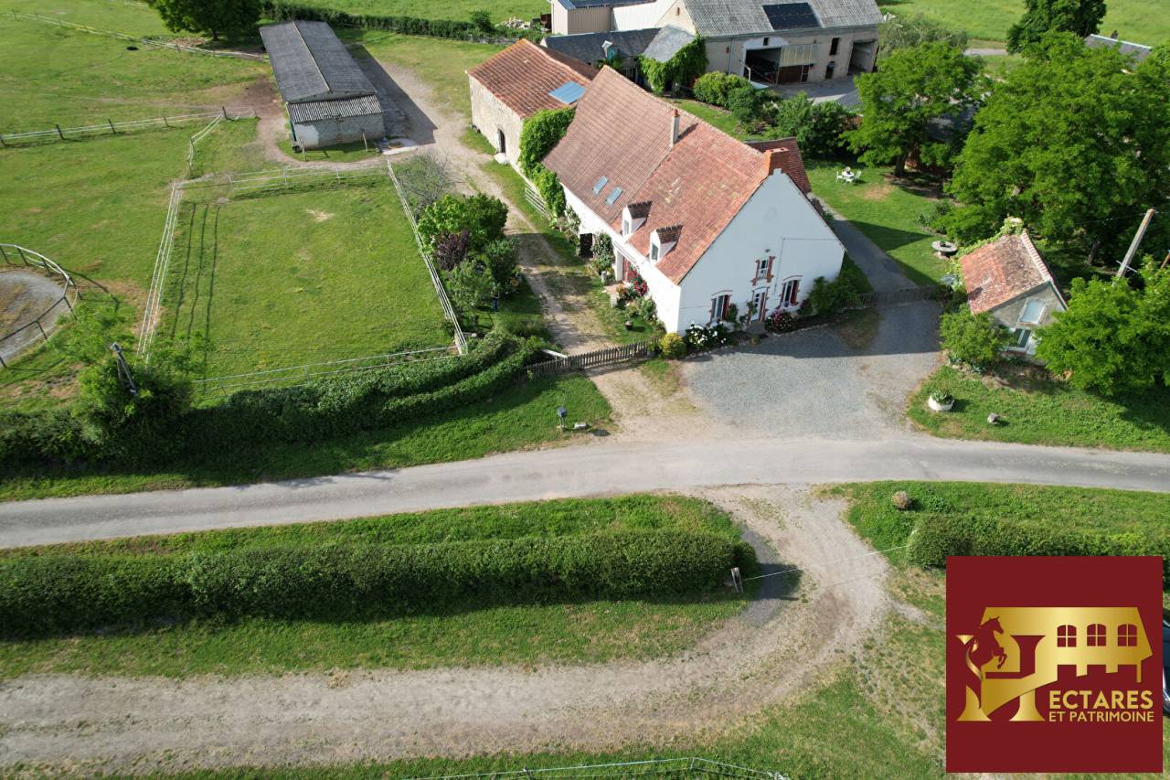 Propri&eacute;t&eacute; equestre Reigny 8 pi&egrave;ce(s) 237 m2