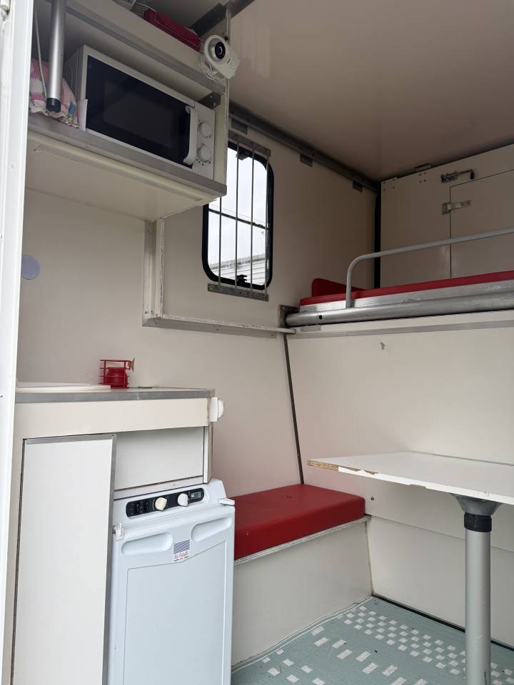 Camion VL avec home car