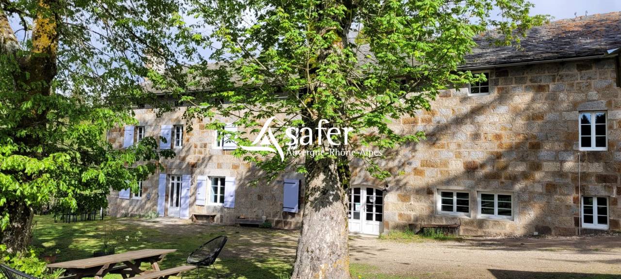 Domaine &eacute;questre en moyenne montagne