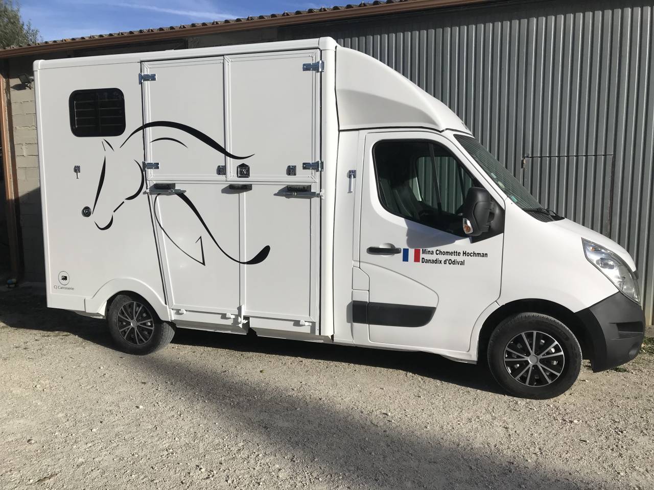 Location camion chevaux 2 places