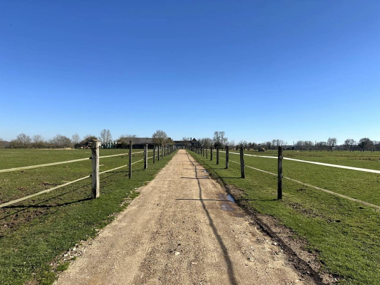 Propri&eacute;t&eacute; &eacute;questre au c&oelig;ur du P&eacute;rigord sur 25 ha