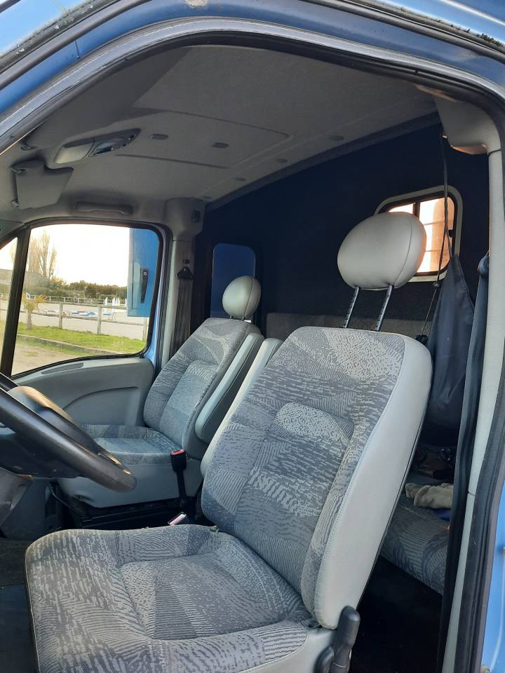 VL MTM, 2 chx, 5 places, 138 000 km, TBEG, 29 500 &euro;