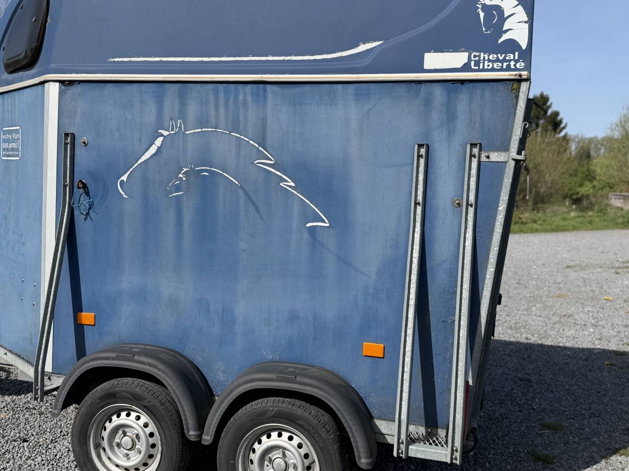 Van cheval libert&eacute; sans permis 1,5 place XL