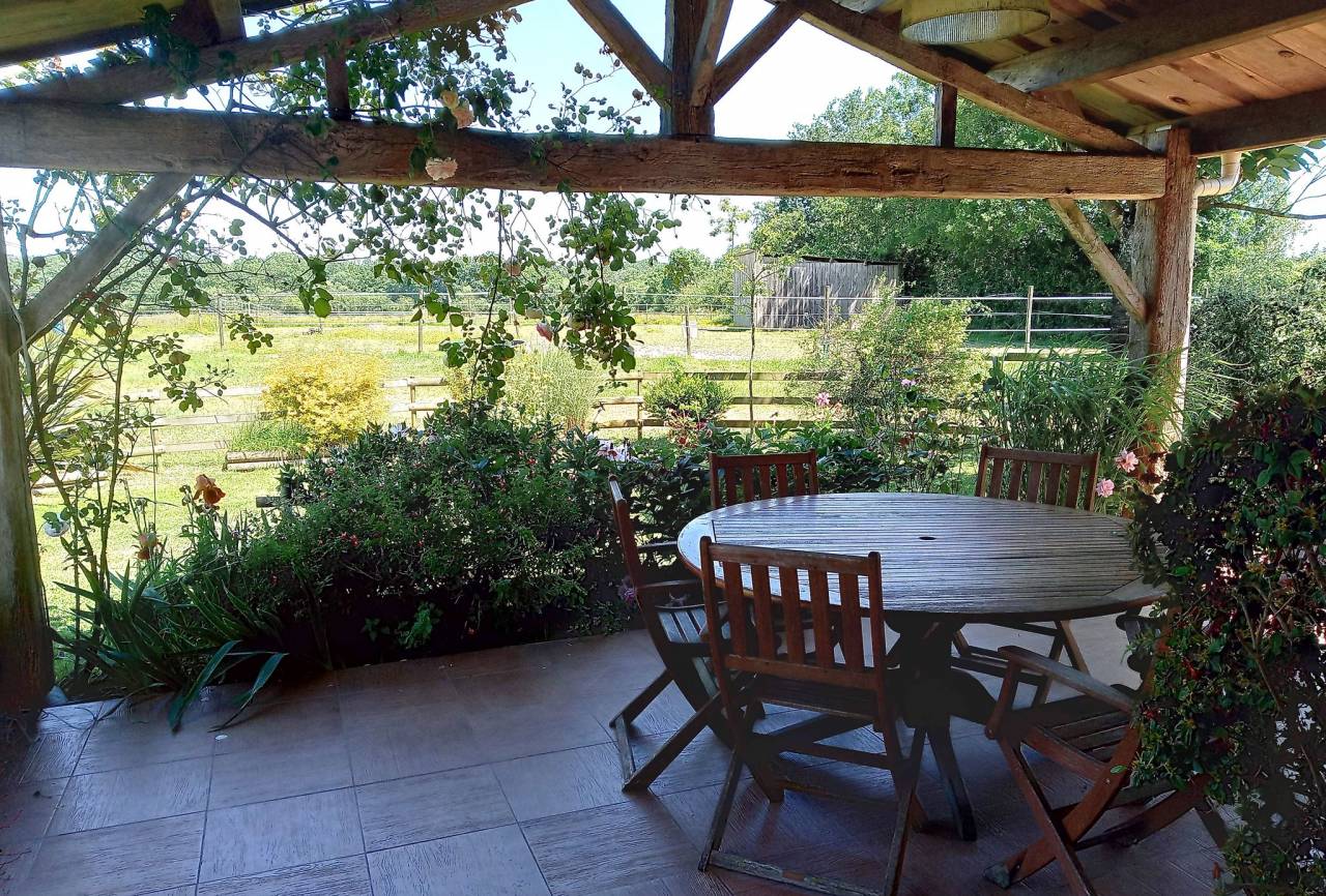 Long&egrave;re en pierres sur 4 hectares
