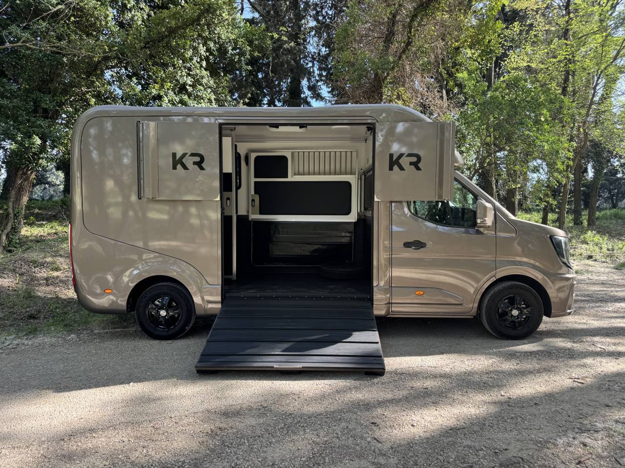 CAMION KRISMAR 