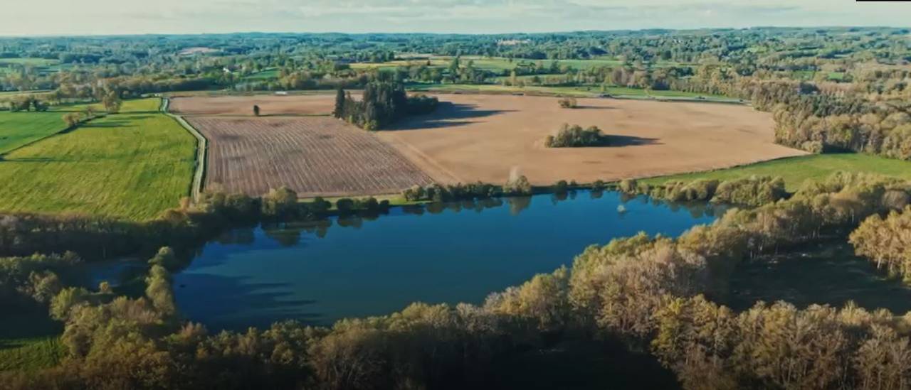 Tr&egrave;s belle propri&eacute;t&eacute; au calme