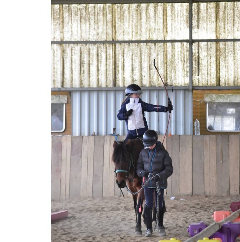 poste de moniteur d'&eacute;quitation