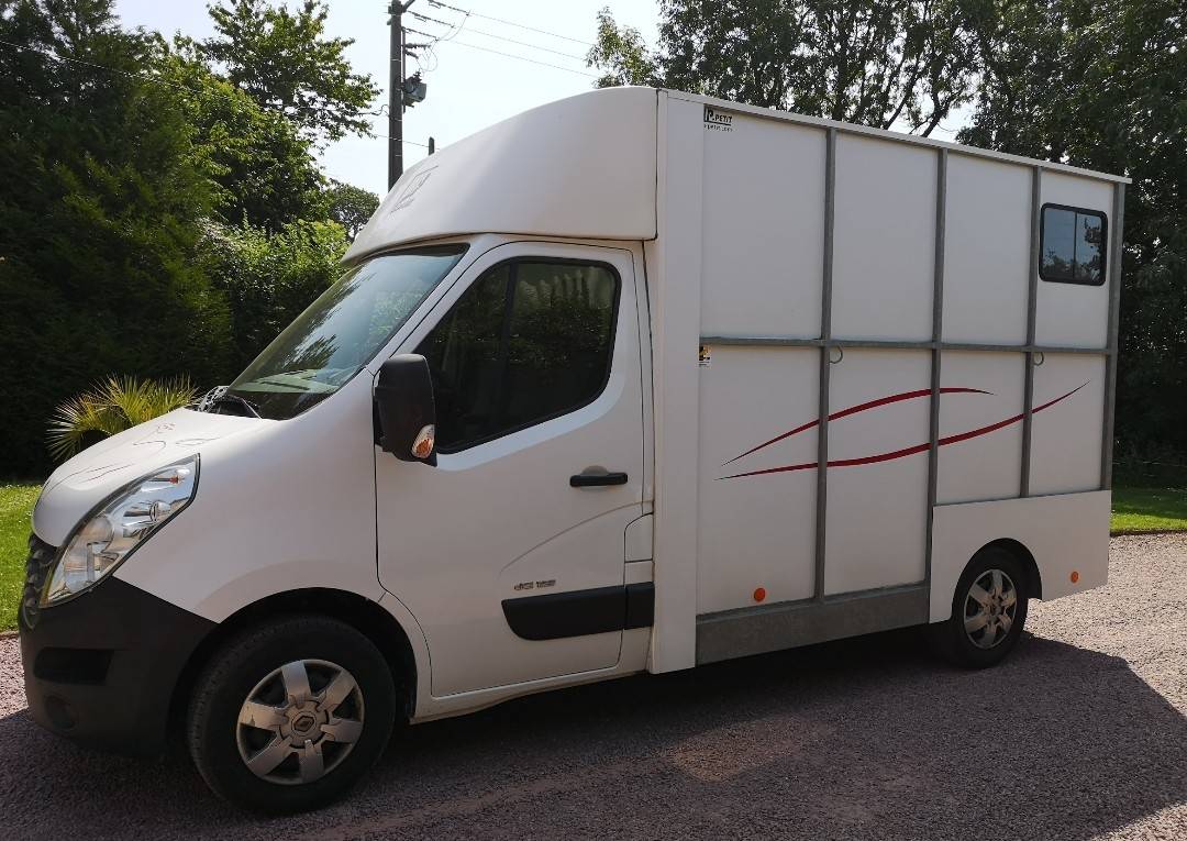 camion chevaux 2 places