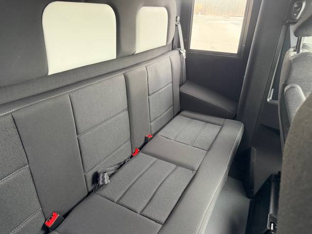 Camion VL AKX 2 chevaux Renault Master 5 places 170cv
