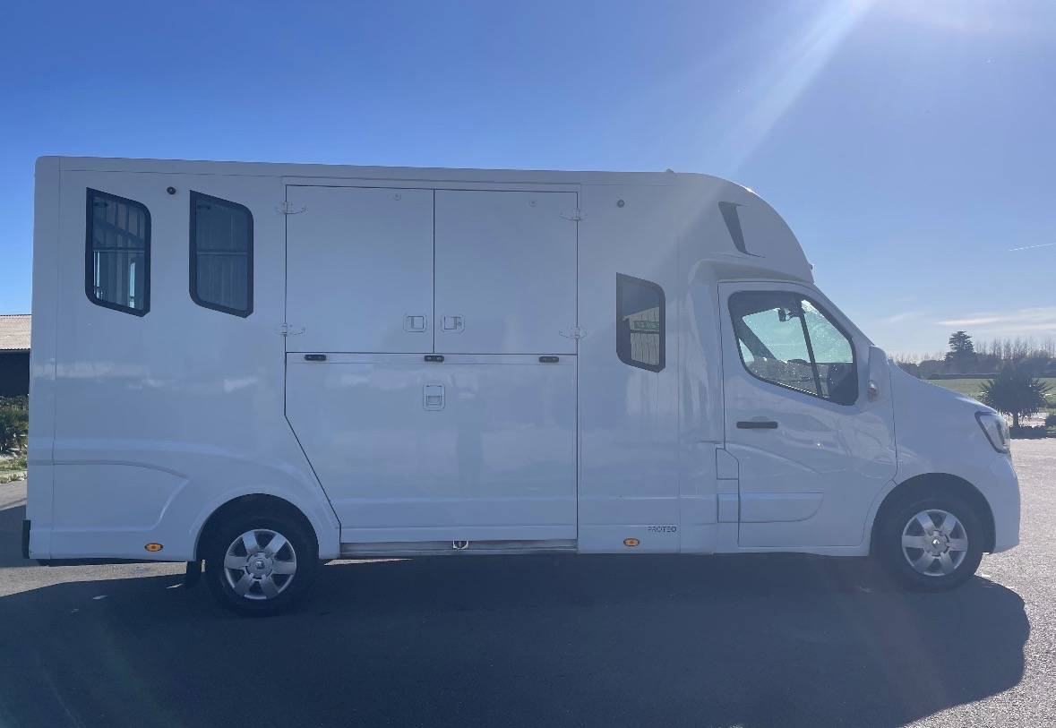 camion Theault proteo switch stalles.