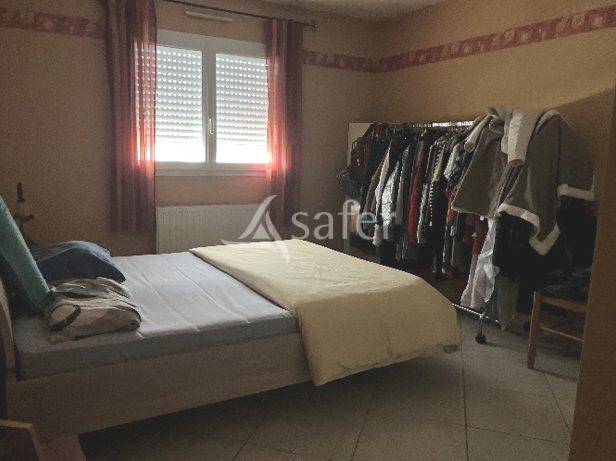 Propri&eacute;t&eacute; rurale de 3 ha - Maison moderne de 240 m&sup2; - 1 b&acirc;ti