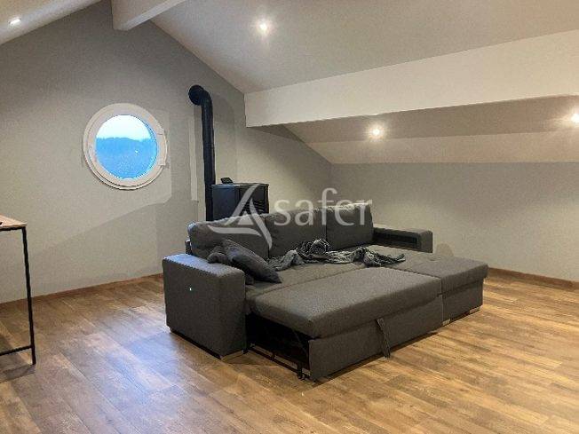Propri&eacute;t&eacute; rurale de 3 ha - Maison moderne de 240 m&sup2; - 1 b&acirc;ti