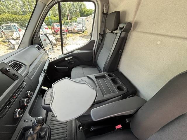 Renault Master L3 2022 carrosserie neuve  stalle 