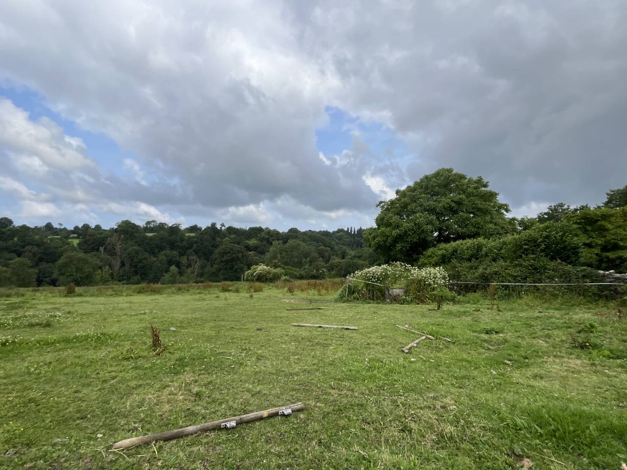 Manoir r&eacute;nov&eacute;, g&icirc;te, carri&egrave;re, man&egrave;ge, 12 hectares 