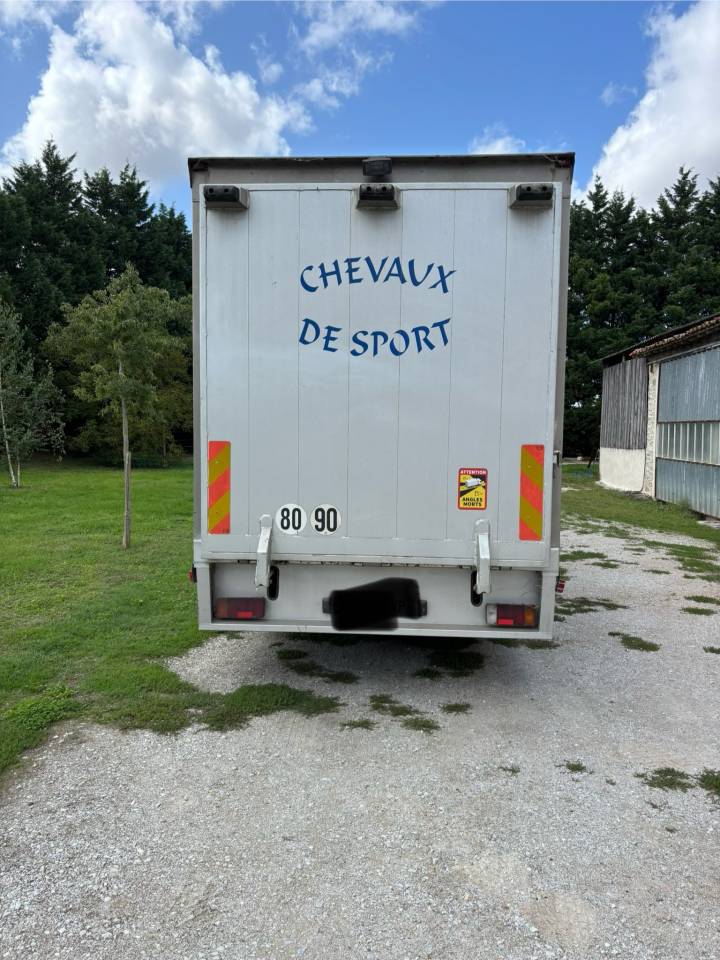 Camion 3 chevaux + home car