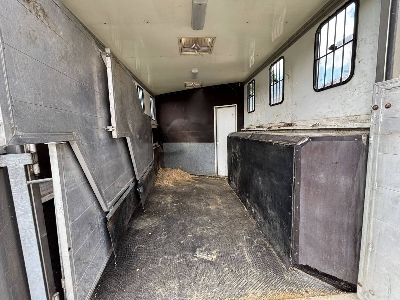 Camion 3 chevaux + home car