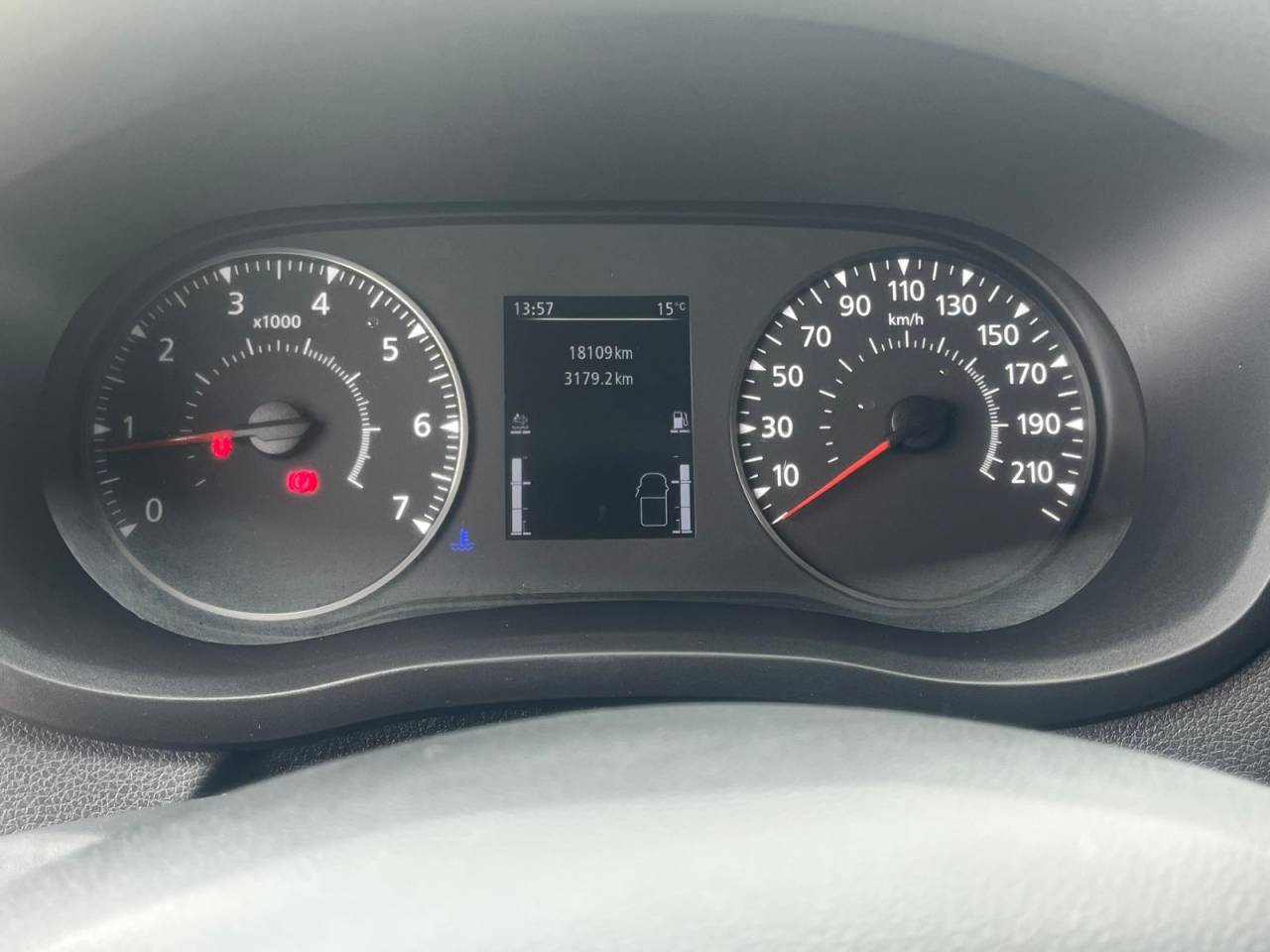 Stx 2024/ 3 places/18000 km
