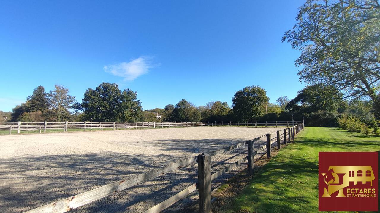 Propri&eacute;t&eacute; &eacute;questre d'exception 4 hectares