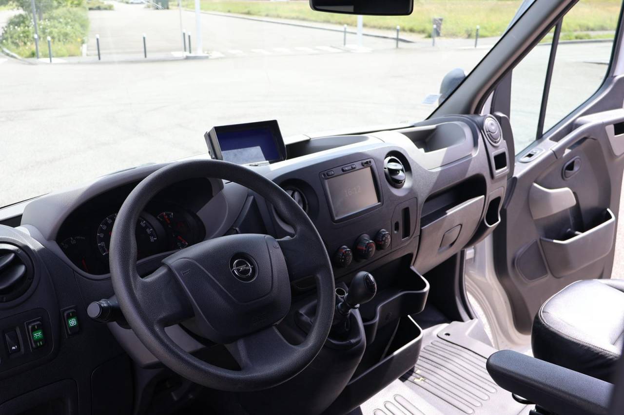 VL STX MOVANO 5P 165CH SELLERIE XL