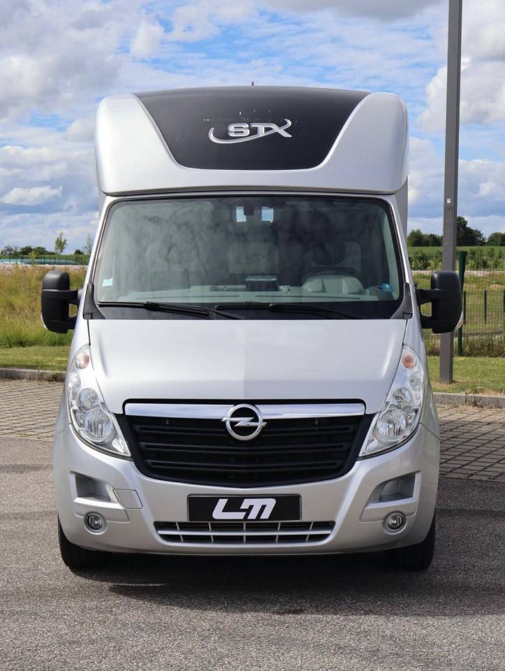 VL STX MOVANO 5P 165CH SELLERIE XL