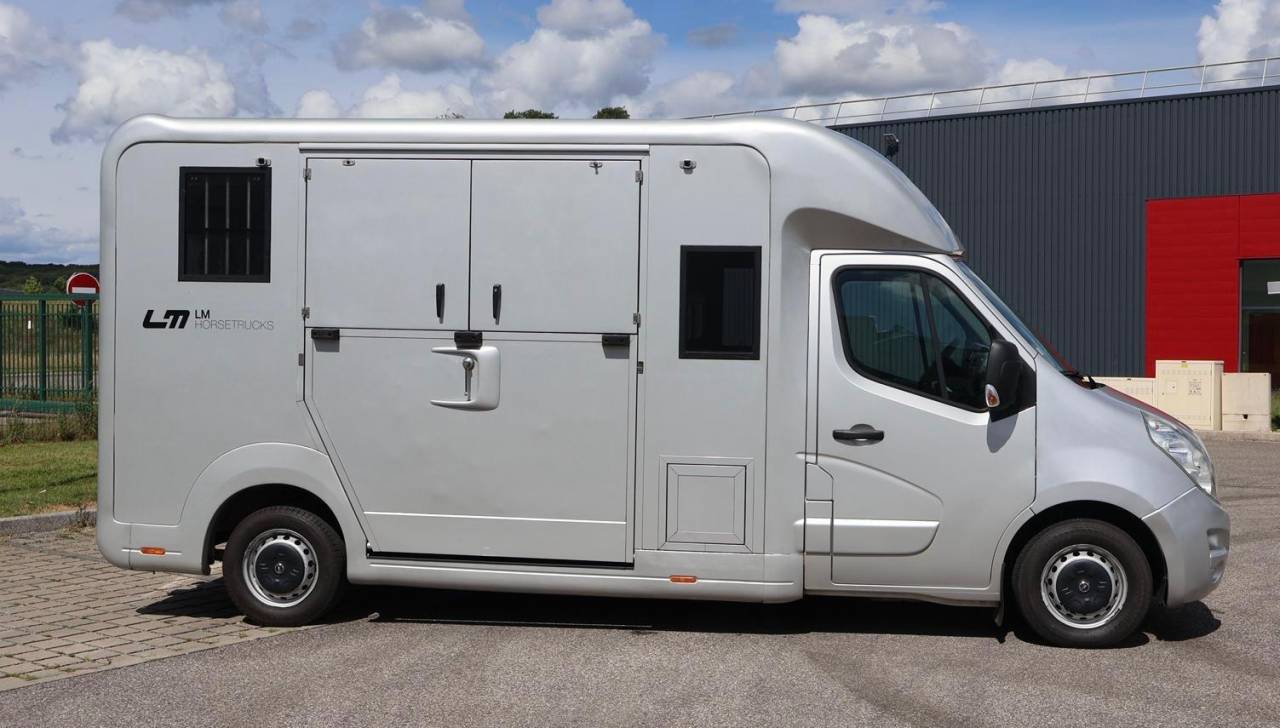 VL STX MOVANO 5P 165CH SELLERIE XL