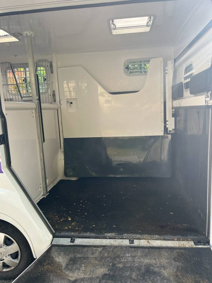 camion 2 chevaux BARBOT