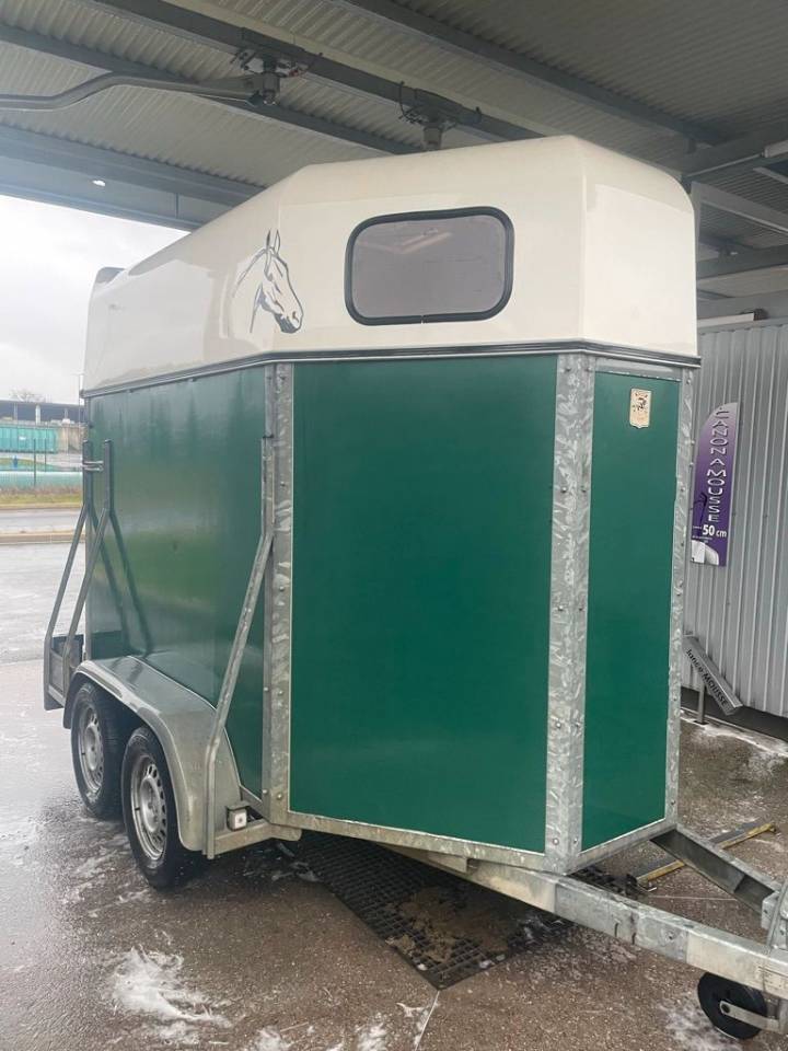 Van 2 places