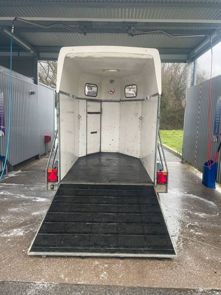 Van 2 places