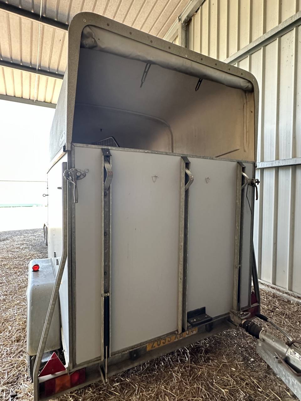 Van 2 places chevaux ABL  3000&euro; 