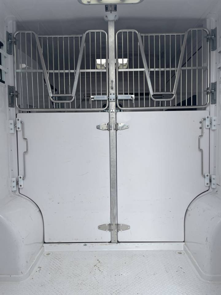 camion 2 chevaux BARBOT