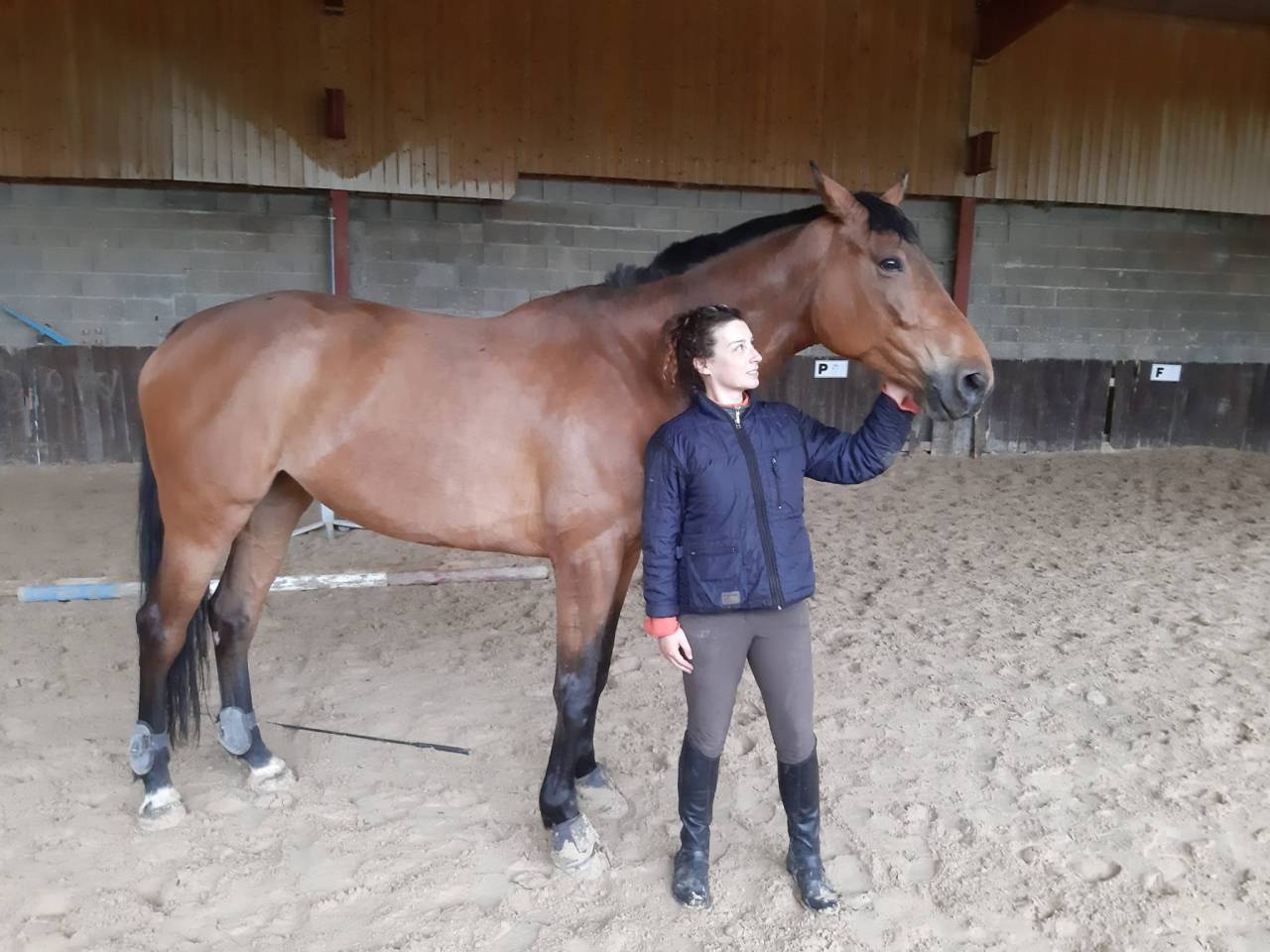 Superbe Poulini&egrave;re par Fergar mail x diableur 16 ans 