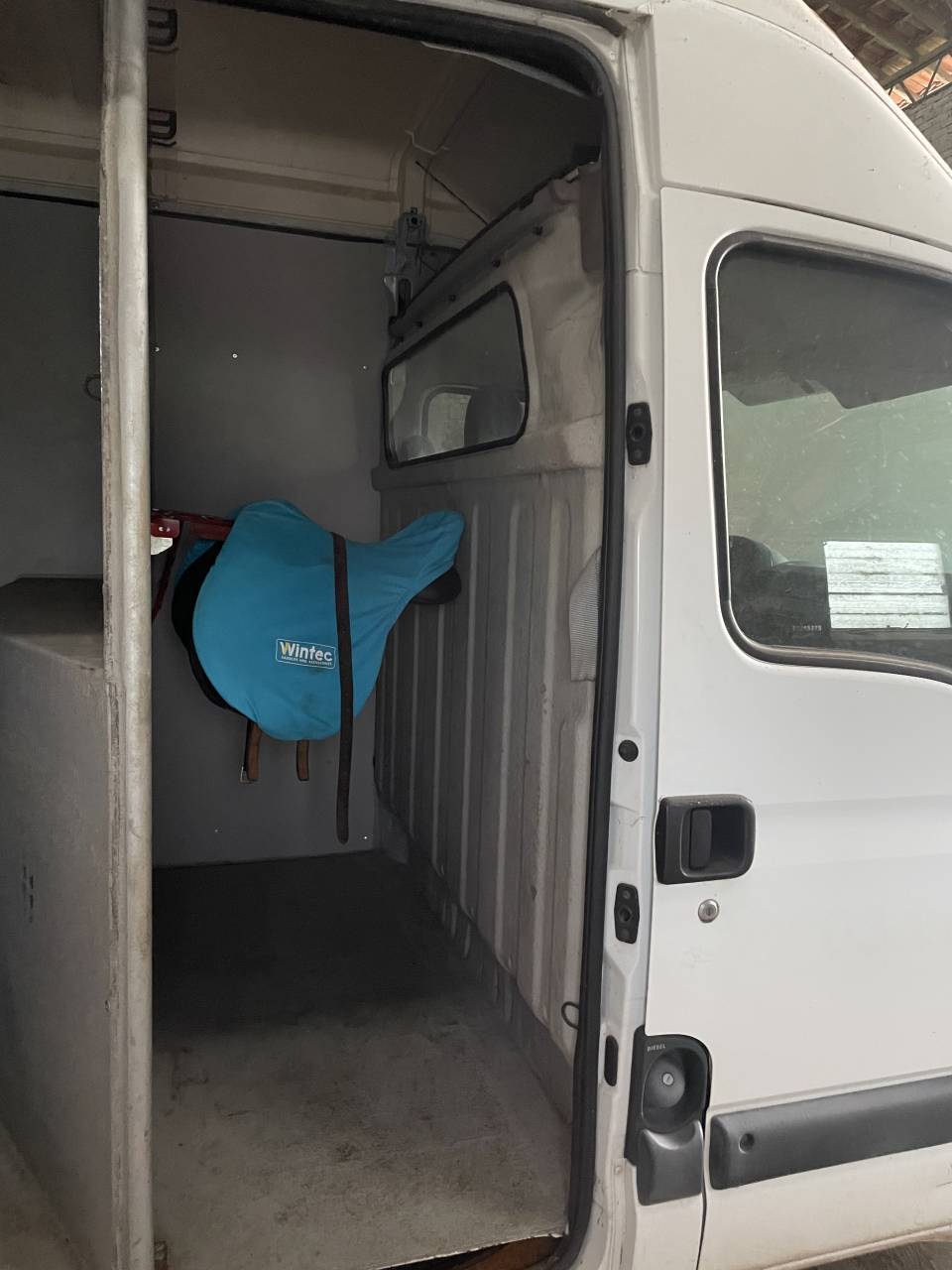 Renault master ann&eacute;e 2000  212 000km