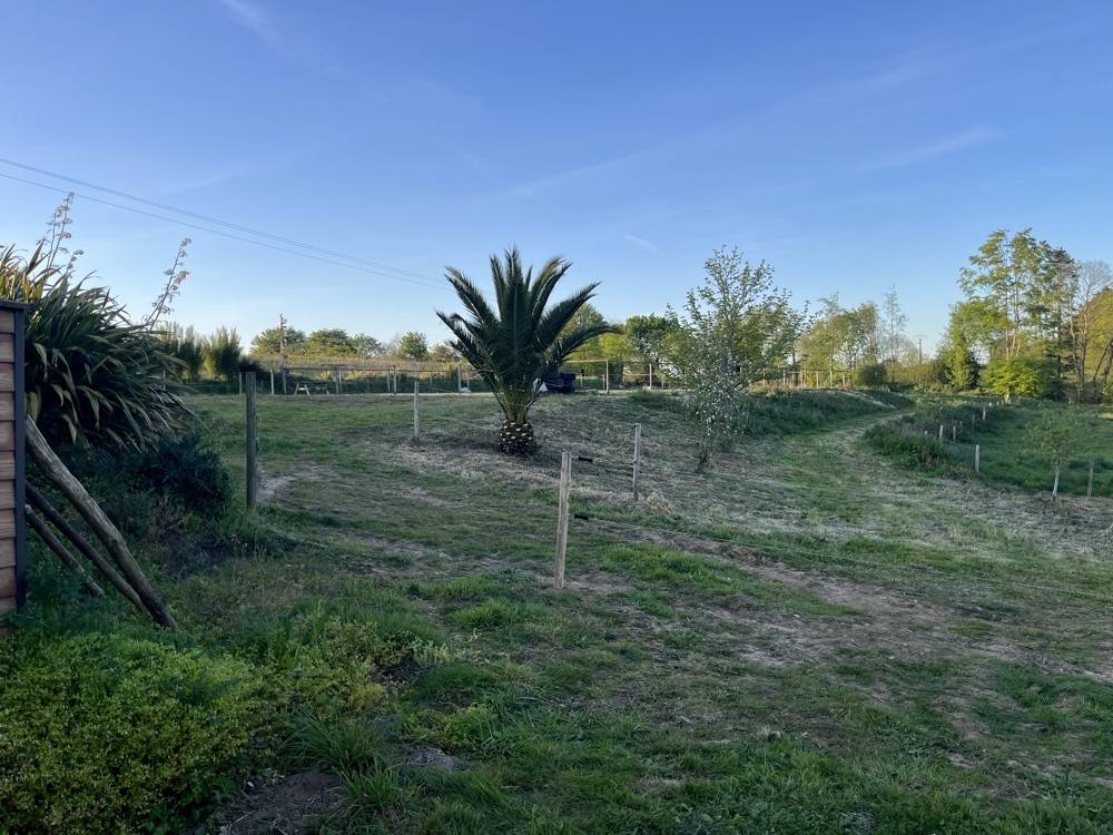 Pension Pr&eacute;/abris avec pistes- Plou&eacute;dern 