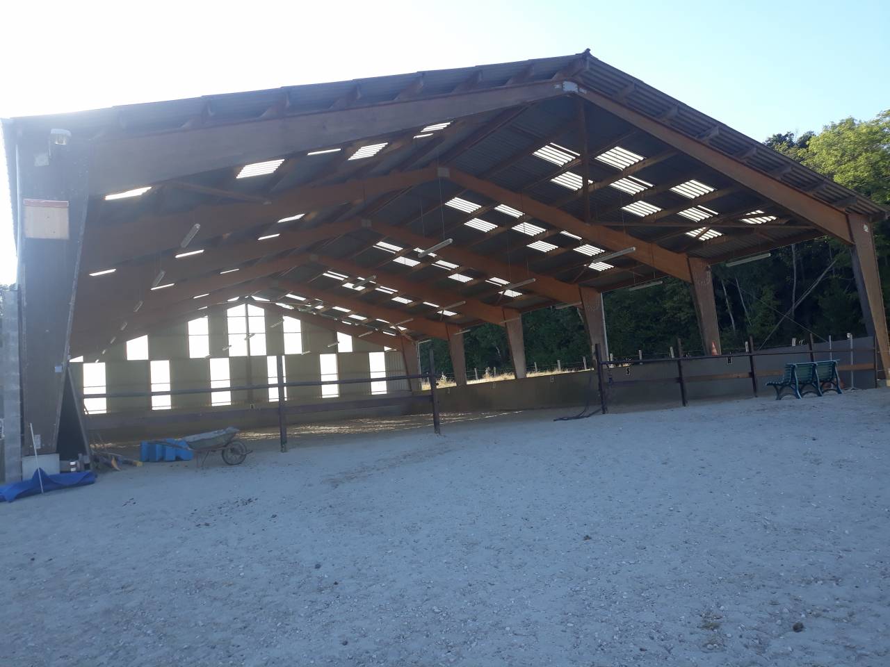 Centre &eacute;questre en activit&eacute; sur 11 hectares