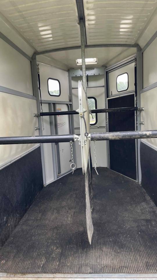  Van I For Williams HB506
