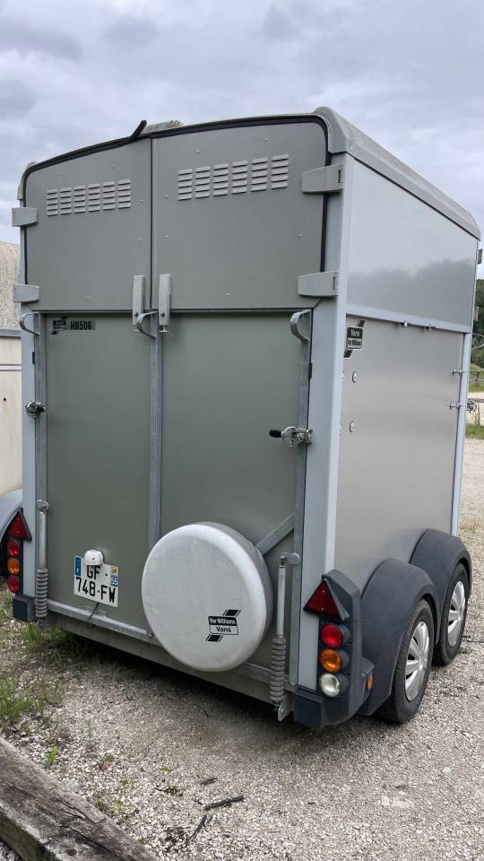  Van I For Williams HB506