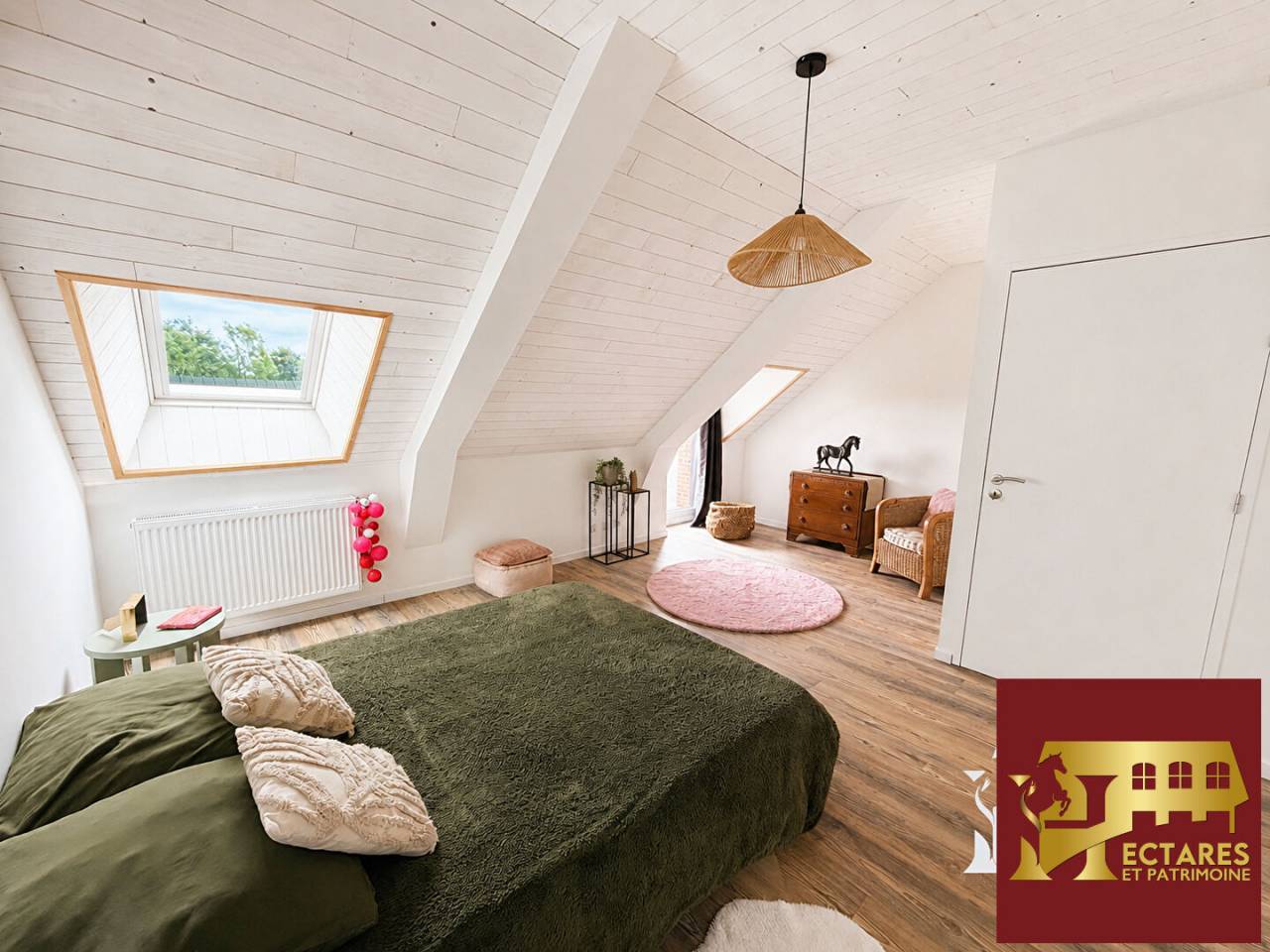 Maison enti&egrave;rement r&eacute;nov&eacute;e avec d&eacute;pendances ? 4 chambres ? Environnement campagn
