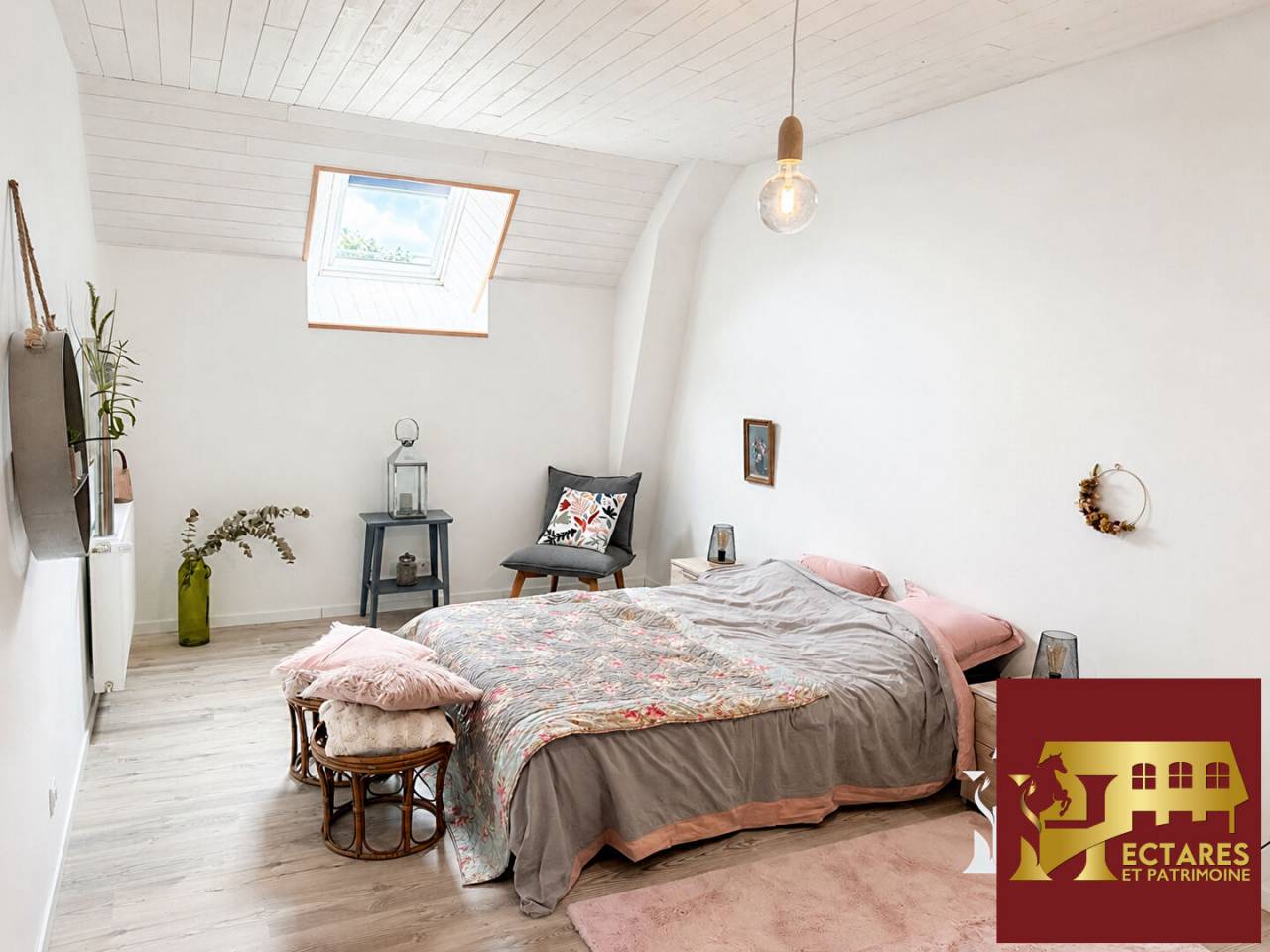Maison enti&egrave;rement r&eacute;nov&eacute;e avec d&eacute;pendances ? 4 chambres ? Environnement campagn
