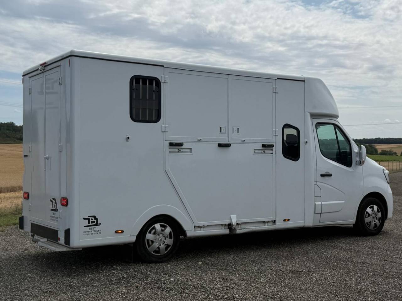 RENAULT MASTER STALLE 5 TBST