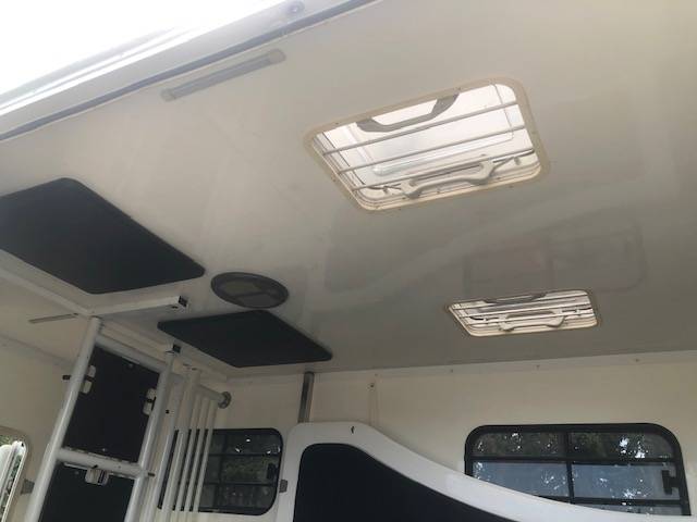 master dci 170cv/bte auto/136000kms/5pl/stall/46900 eur