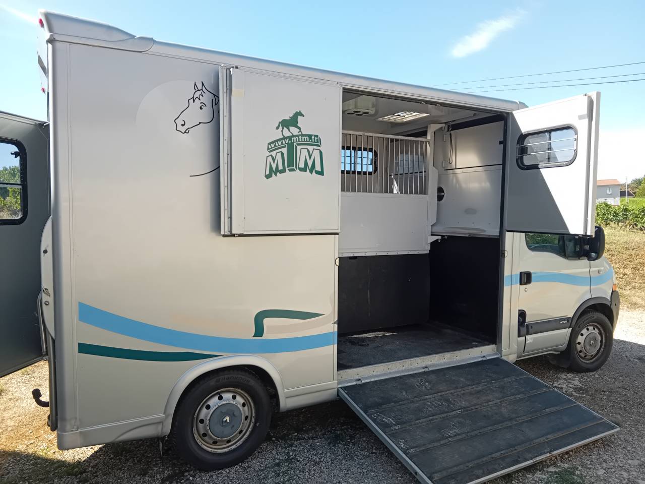 Camion Renault VL chevaux MTM 
